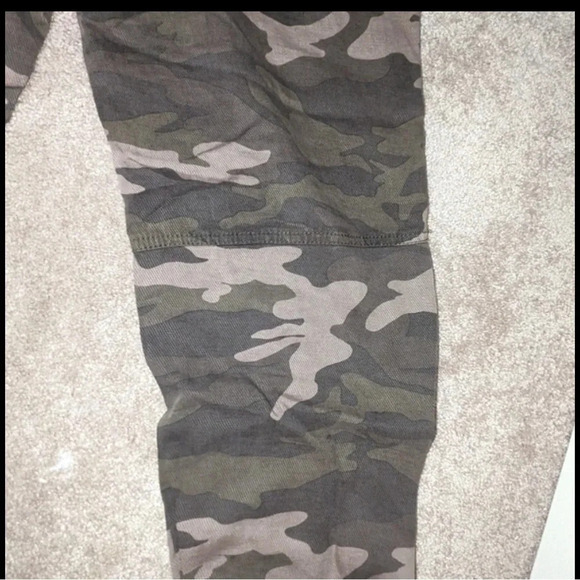 David Bitton Commander Buffalo Mid Rise Utility jogger camouflage  size 25 - Picture 16 of 16